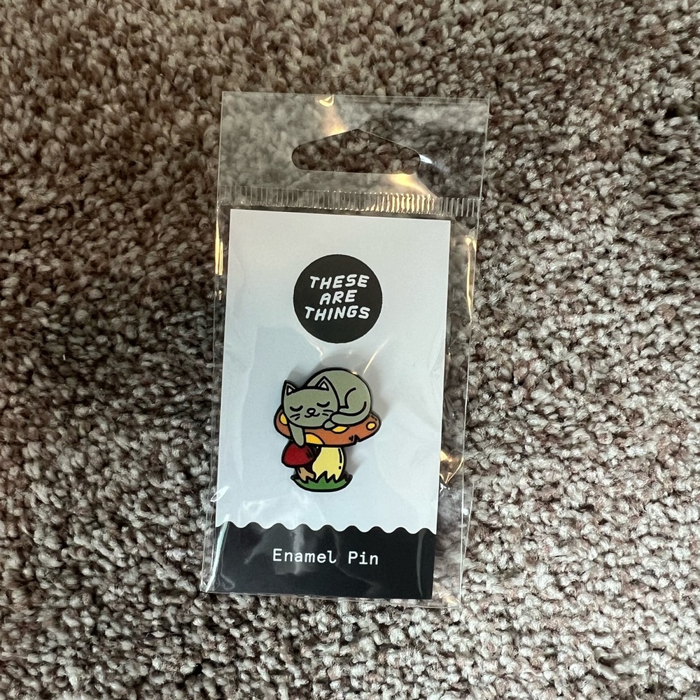 Cat Sleeping on Mushroom Pin 
*NEVER BEEN OPENED/USED*